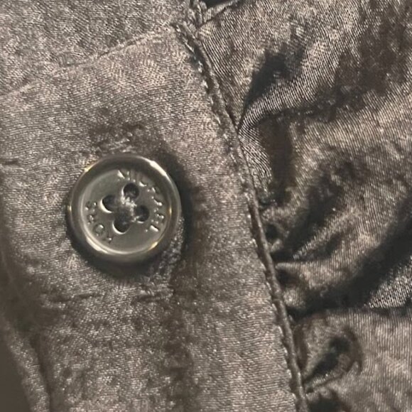 🔥 BNWT Michael Kors Black Wrap Shirt – Size Small! 🔥 - Picture 7 of 7